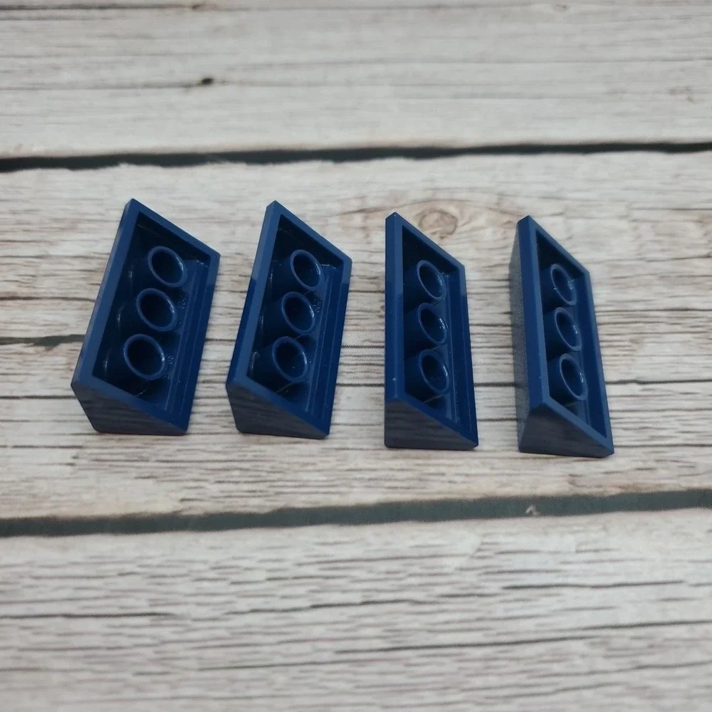 Lego Part 3041 Dark Blue Double Slopes 45* Roof Top Ridge City House (Qty‎ 4)